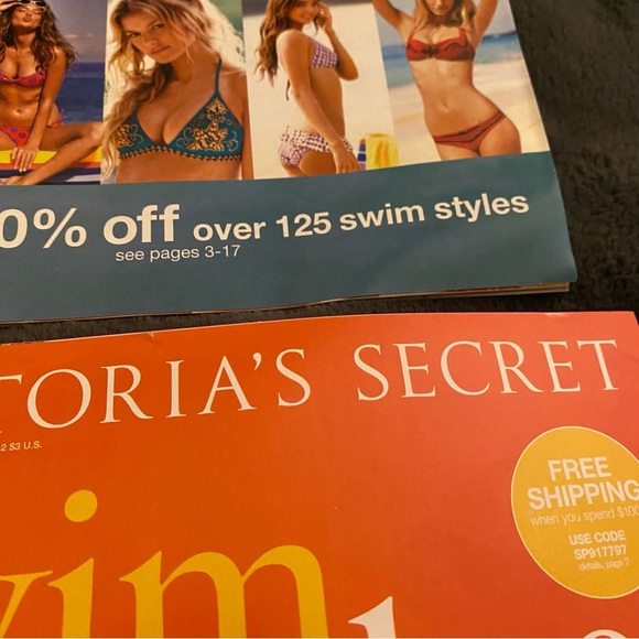 Victoria's Secret Catalogs 2009 (set of 6) - Picture 3 of 14